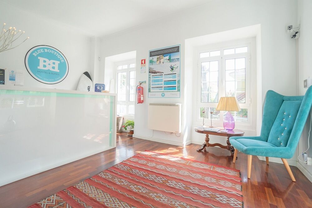 Blue Boutique Hostel & Suites Эшторил Экстерьер фото